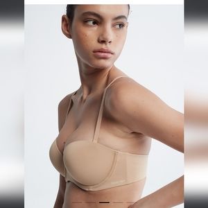 Calvin Klein Strapless Underwire Bra Convertible 36C